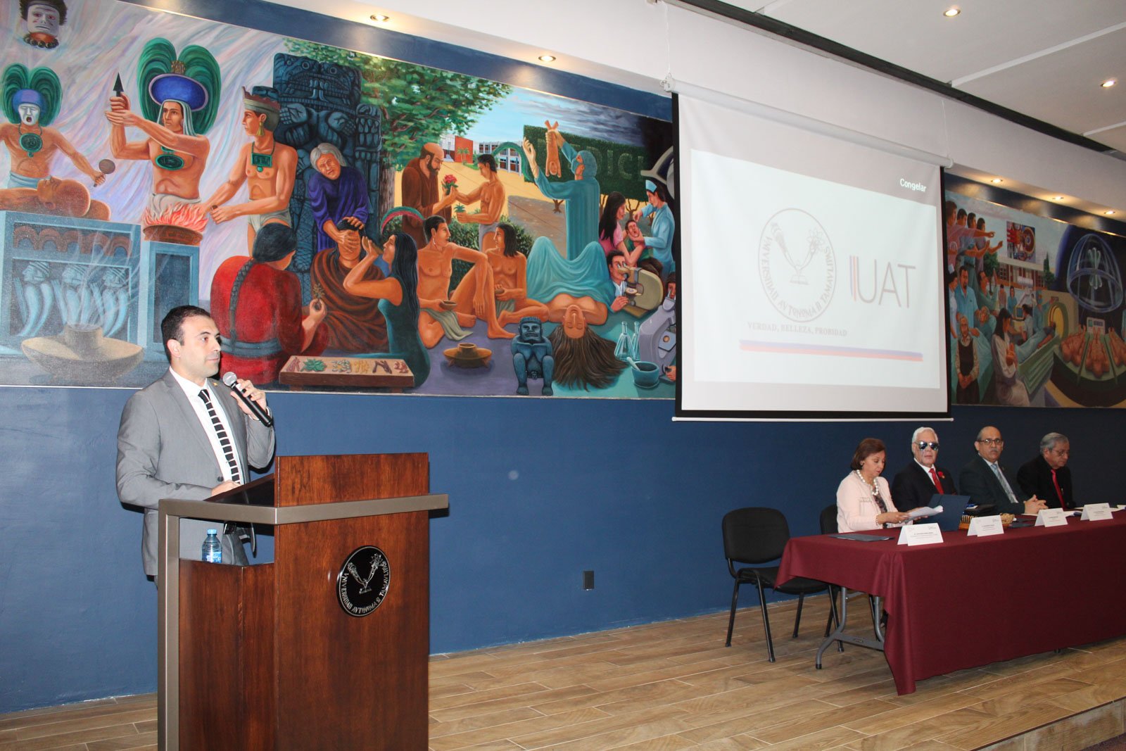 Foto 1 Medicina-UAT