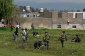 Toma_clandestina_de_combustible_-3