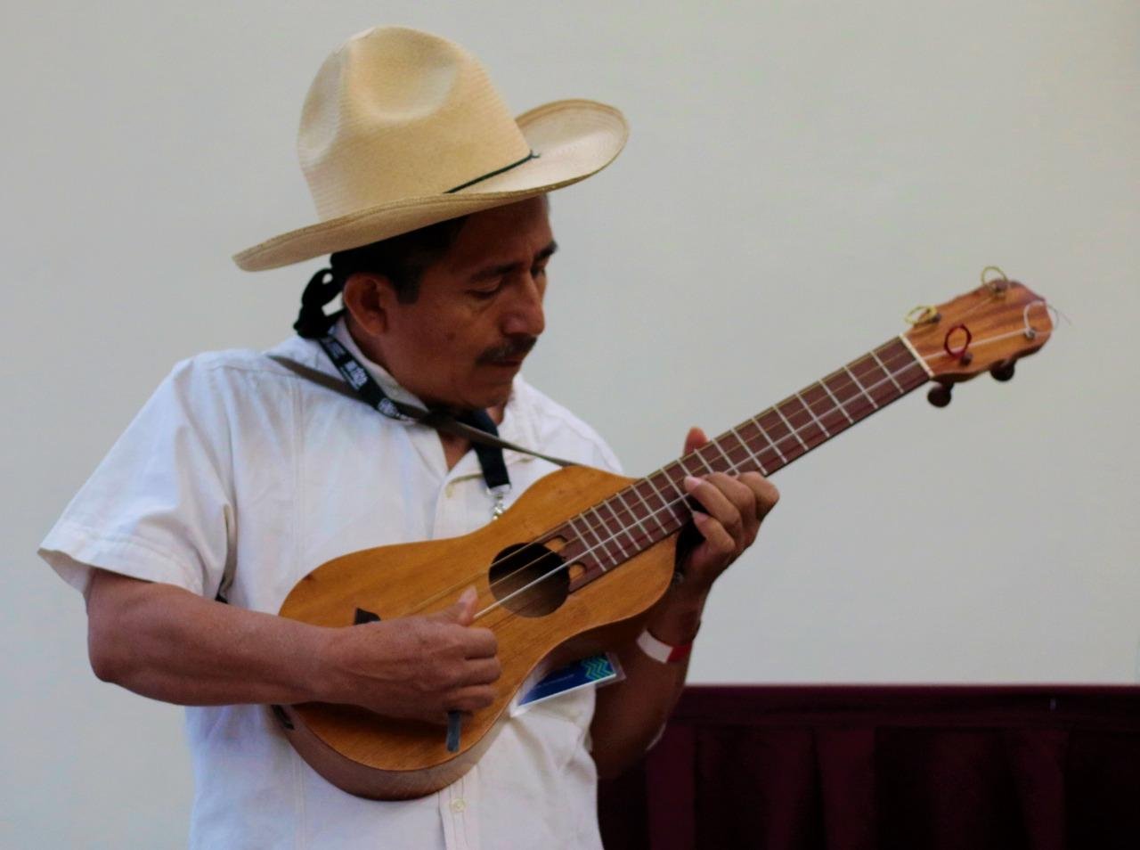 CURSOS DE ACREDITACIÓN EN SON JAROCHO