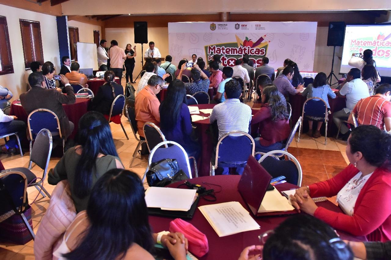 CURSO A DOCENTES, SEV (01)