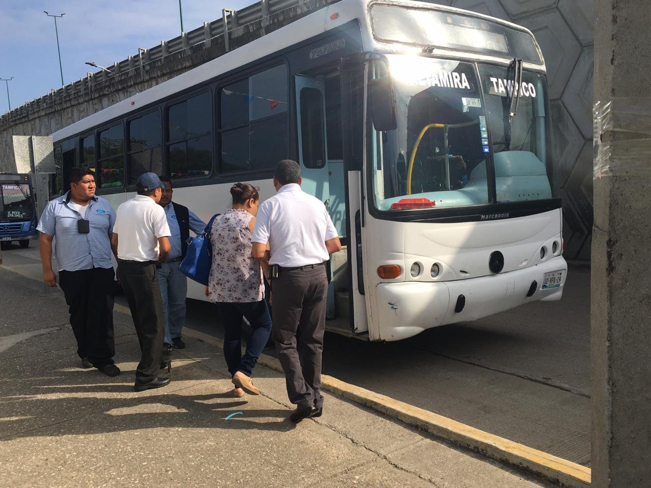 buss 2