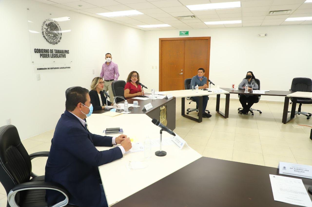 1 Comisión de Estudios Legislativos