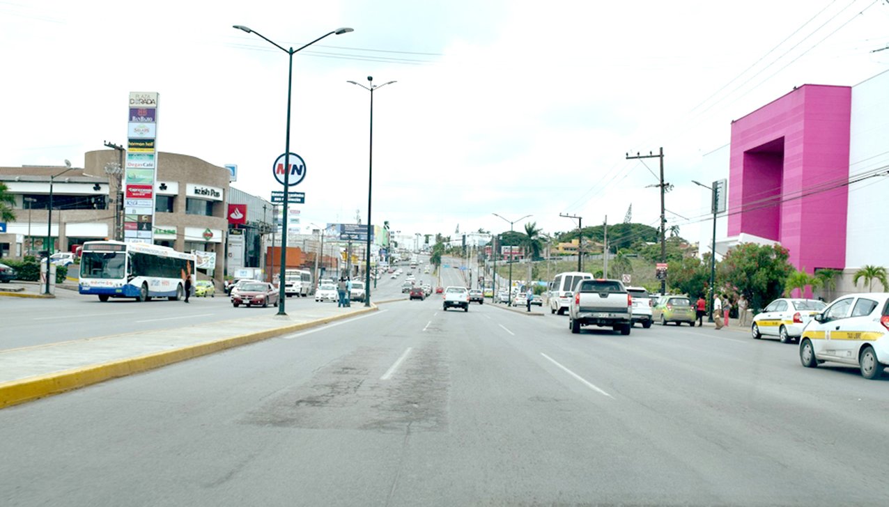 2-Avenida-Hidalgo-cruce-Liverpool-y-PGJ-Tampico