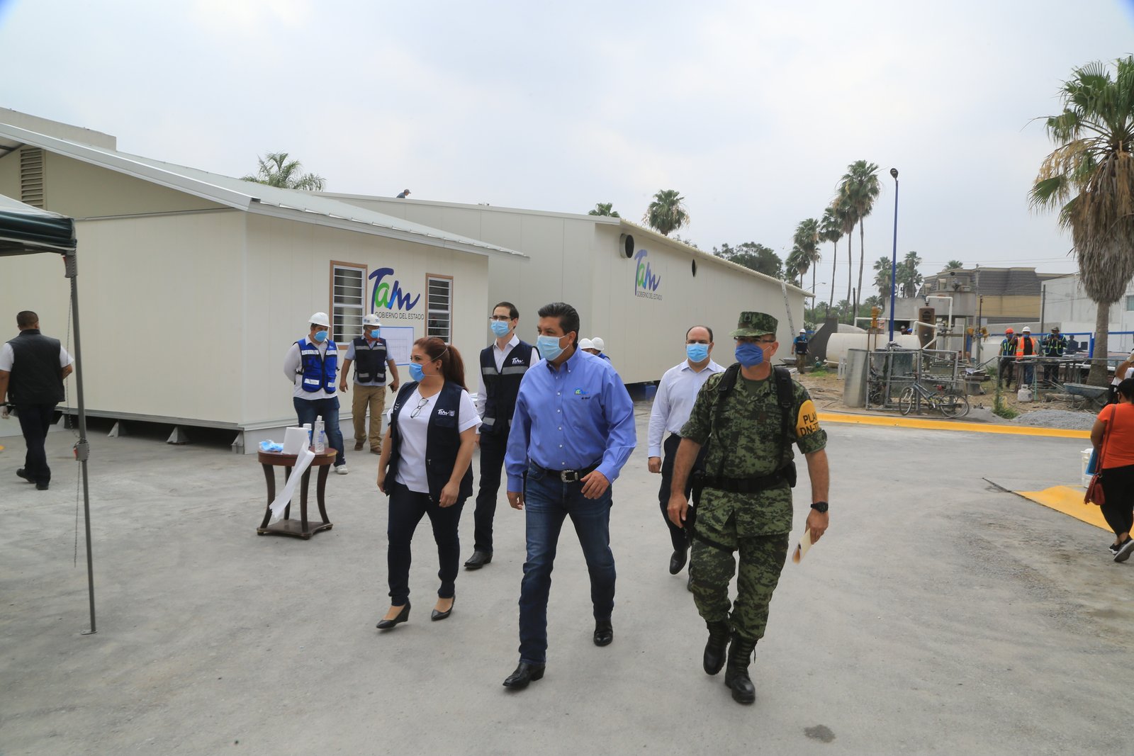 TAM-070-2020.-Supervisa Gobernador avance de la construcción de Hospital Móvil en Matamoros (5)