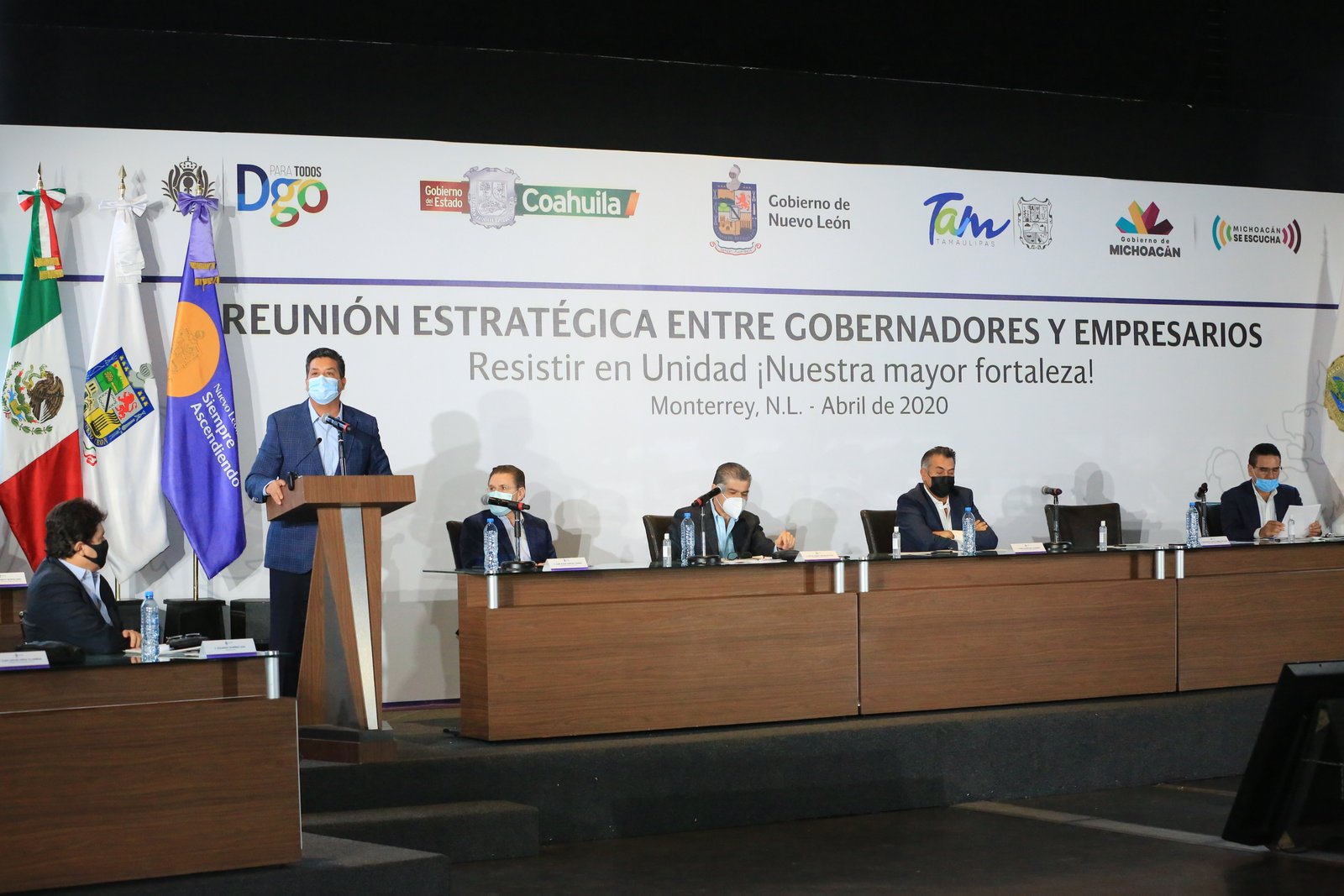 TAM-074-2020.-Gobiernos y Empresarios de Tamaulipas, NL, Coahuila, Durango y Michoacán hacen frente común ante COVID-19 (1)