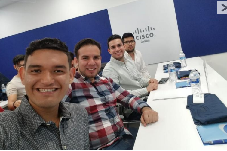 Ganan primer lugar estudiantes de CUCEI por desarrollo de software para “supply chain”