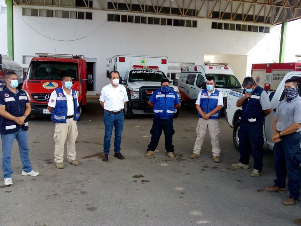 TAM-111-2021.-Envía Gobierno de Tamaulipas brigada especial de rescate a zonas afectadas por Grace, en el Estado de Veracruz (6)