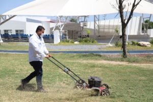 SBS-010-2021.-Gobierno del Estado y la Sebien continúan dando mantenimiento a Parques y Centros de Bienestar. (12)