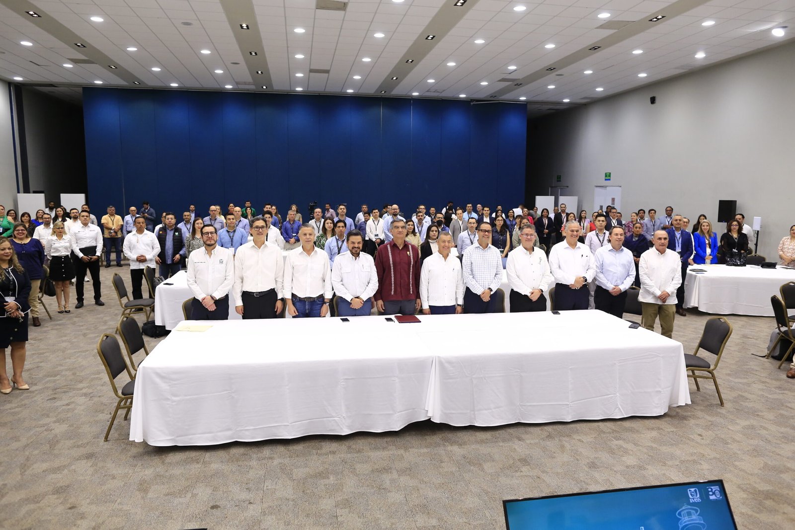 016-2023.-Gobernador-supervisa-infraestructura-hospitalaria-con-directores-del-IMSS-e-ISSSTE-6