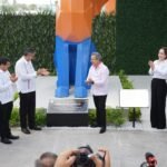 UAT inaugura plazoleta, escultura y oficinas en Nuevo Laredo durante los 70 años de su Facultad de Comercio